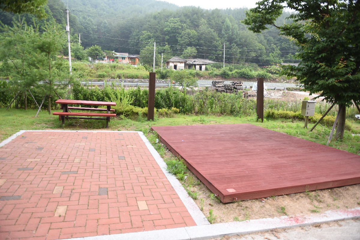 김천 증산수도계곡캠핑장 사이트