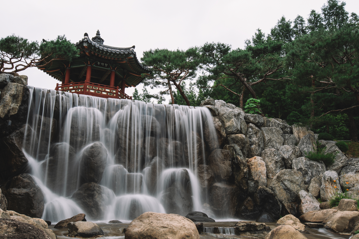 김천 직지문화공원 폭포
