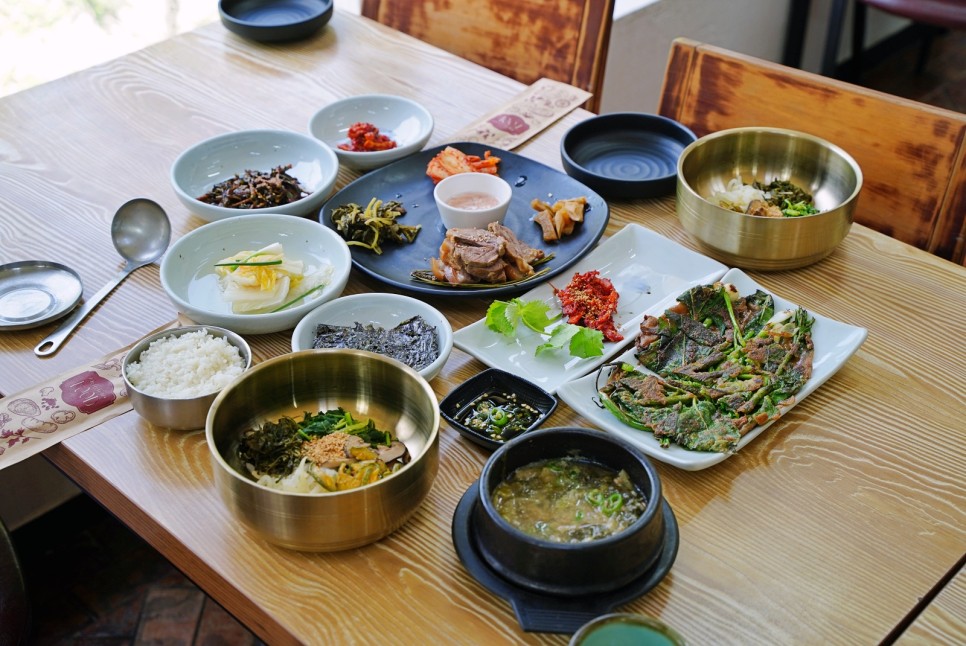 산중에자연밥상 네번쨰 음식사진