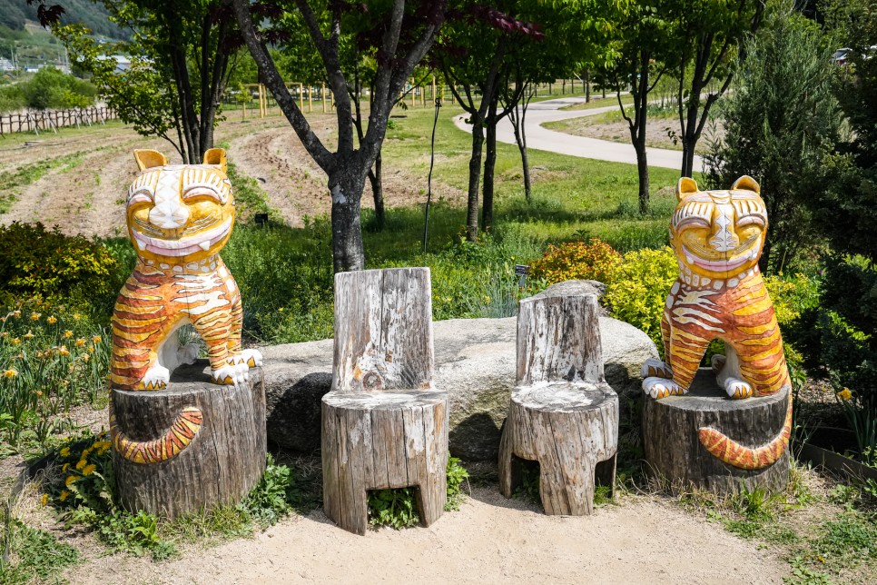 봉화 국립백두대간수목원 호랑이 의자